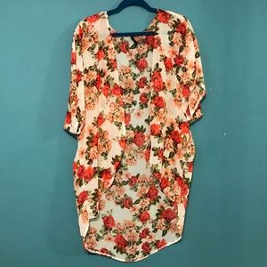 Full Tilt Cream & 🌹 Floral Kimono